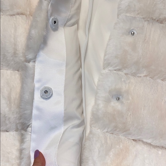 BCBGMAXAZRIA FAUX FUR COAT IN WHITE ONLY - Picture 14 of 16